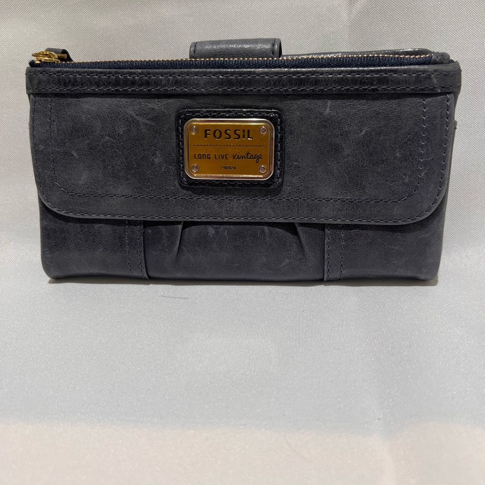 Fossil vintage blue wallet